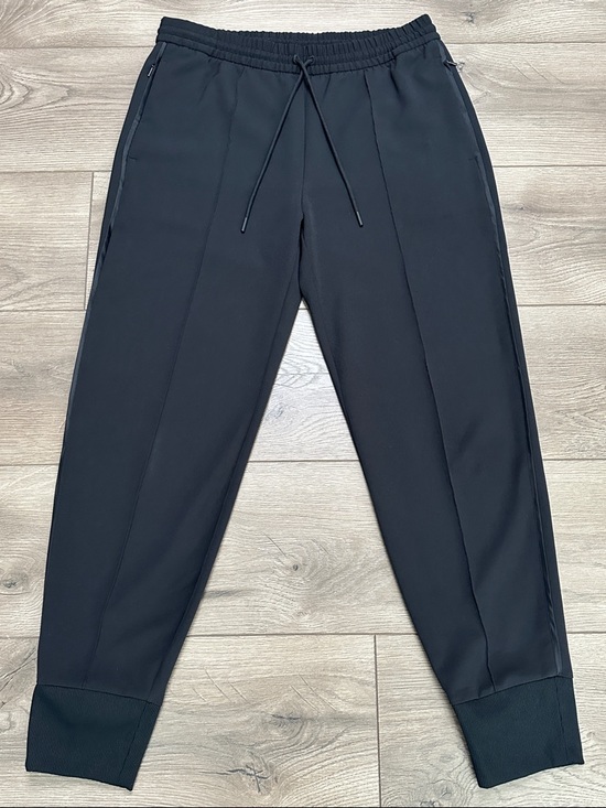 Athleta Pants - Athleta Endeavor Mid Rise Black Jogger Pants Size 6